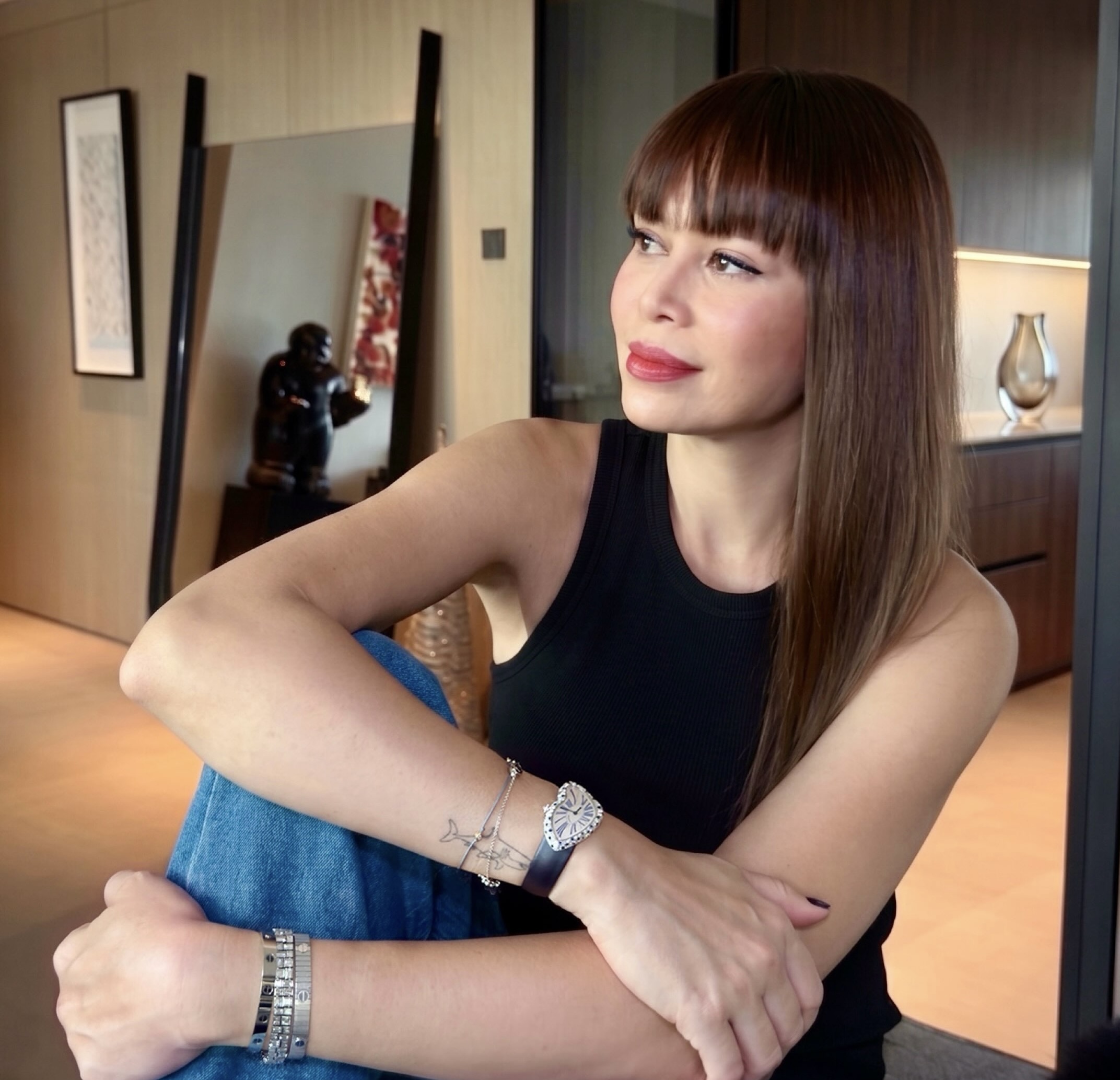 Fiona Bartholomeusz wearing her sapphire-spotted Cartier Crash
