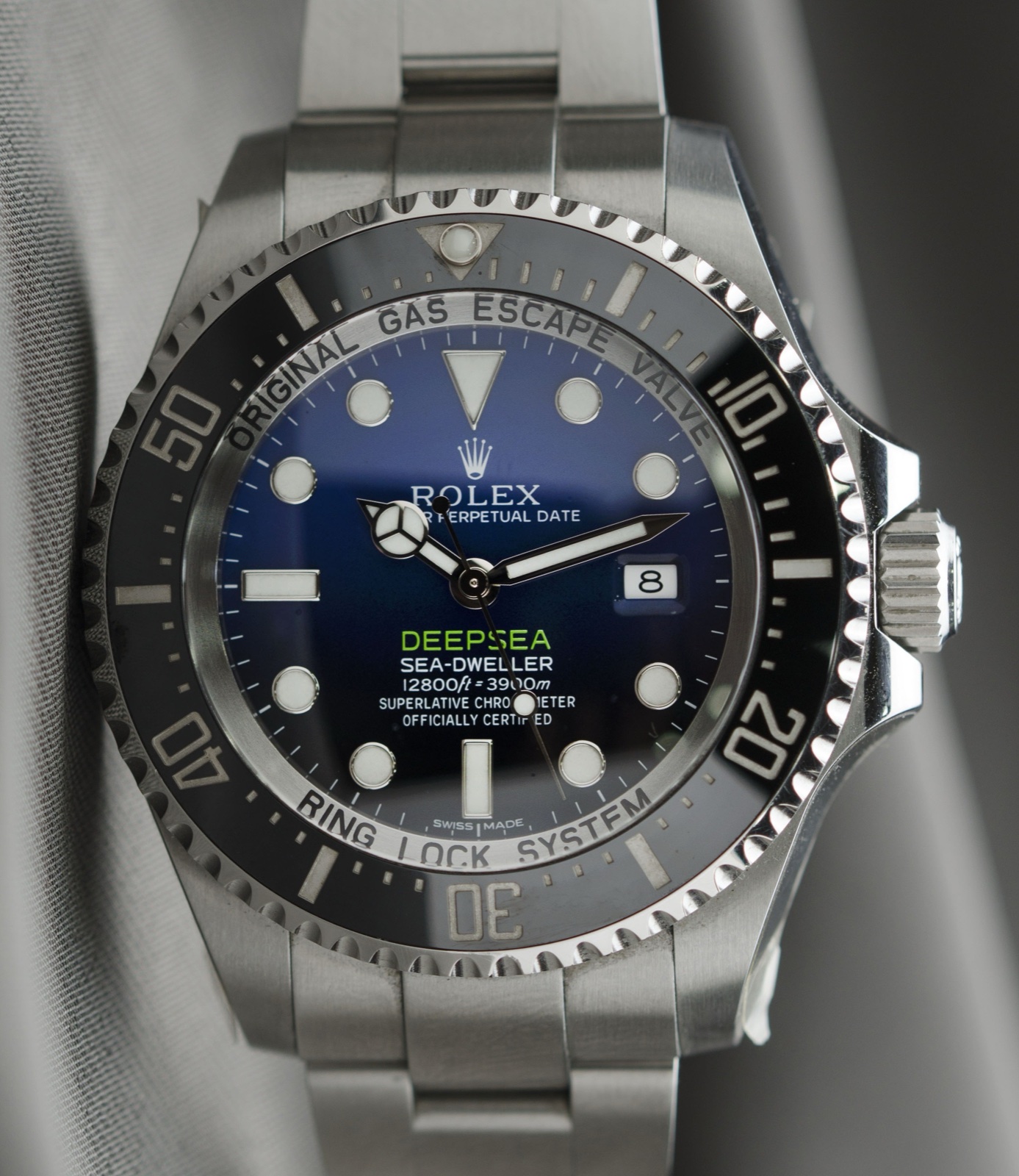 Real Rolex Deepsea Sea-Dweller 116660 with solid steel Oyster bracelet